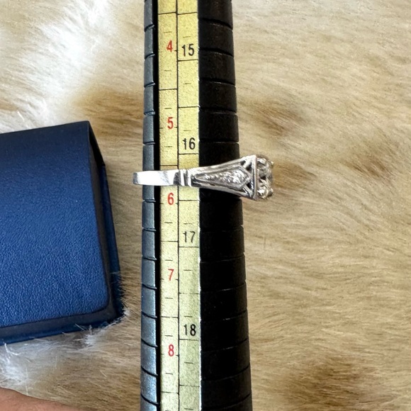 NWOT 935 silver & Moissanite engagement ring 5.75 - Picture 8 of 11